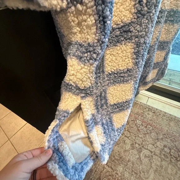 MARBLE Blue and Cream Teddy Jacket - Picture 8 of 9